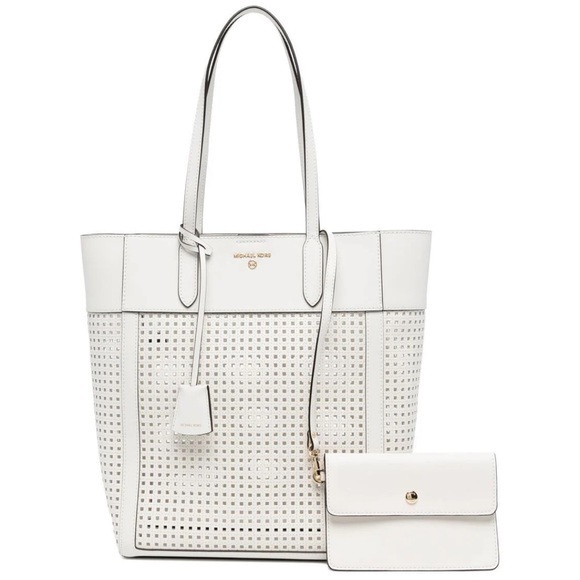 Michael Kors Handbags - Michael Kors Sinclair shopper tote bag NWT